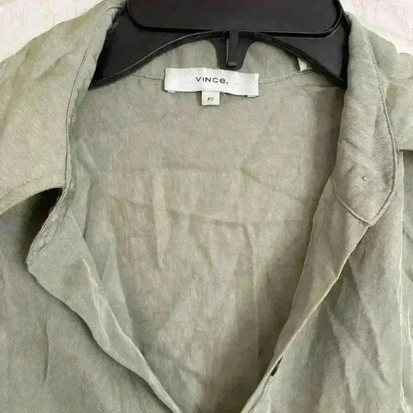 Vince button down shirt - Picture 2 of 8